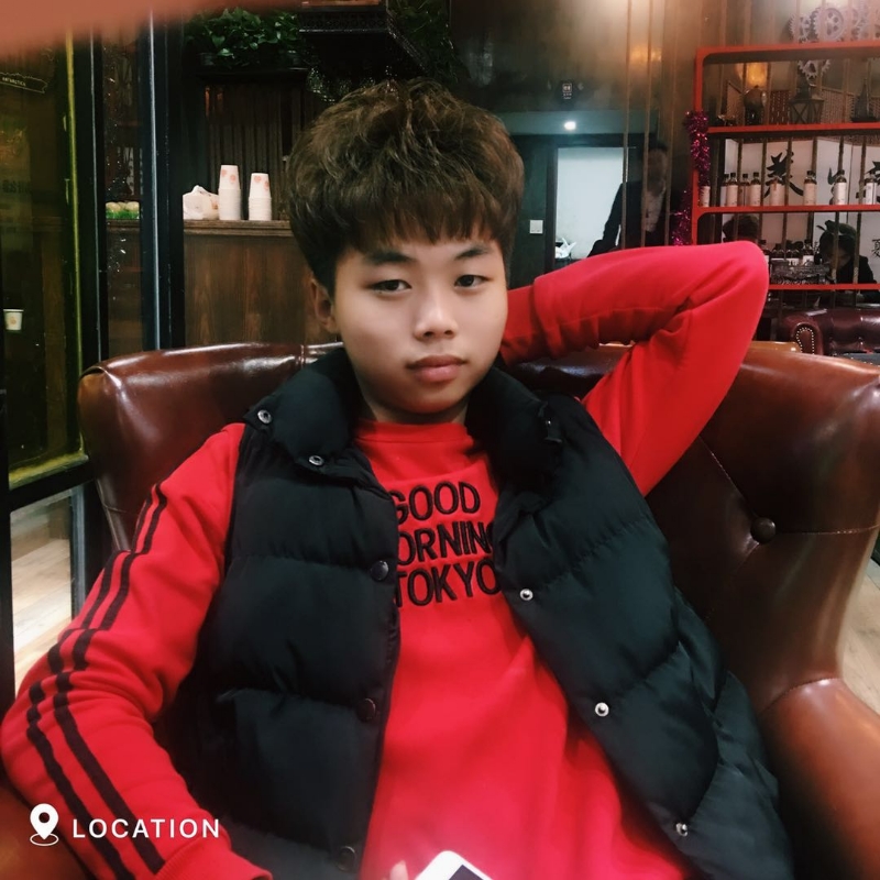 阳光男孩的第一张照片--浙江中老年相亲网