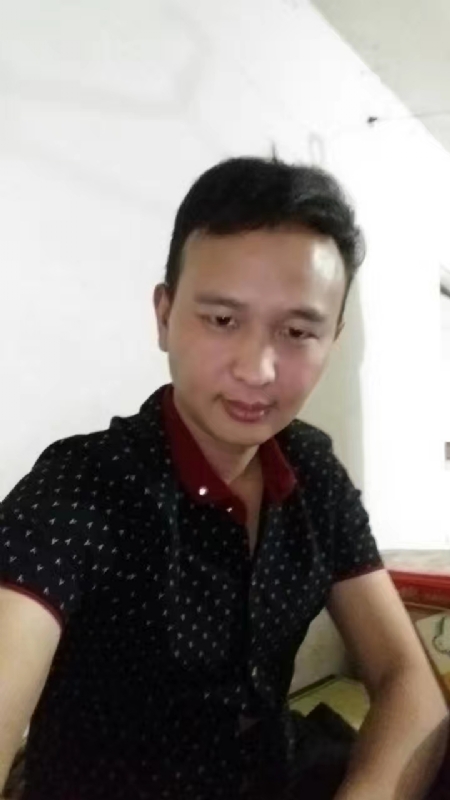 机械师的第一张照片--浙江中老年相亲网