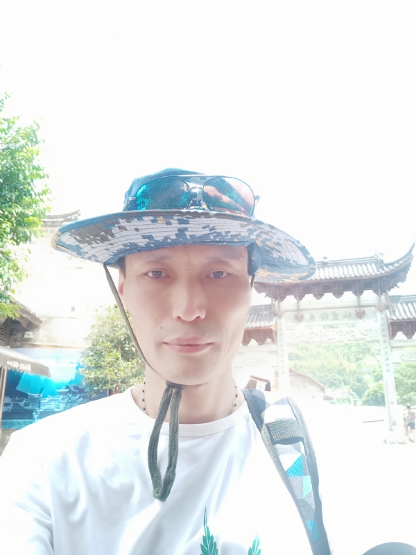 童群海的第一张照片--浙江中老年相亲网