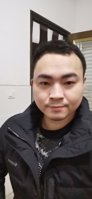 老实人的第一张照片--浙江中老年相亲网