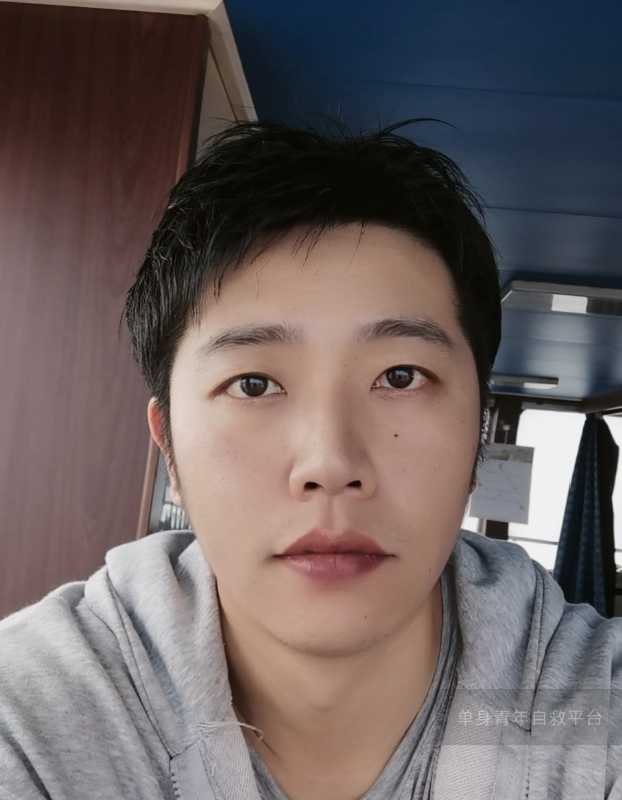 不太帅的男人的第一张照片--浙江中老年相亲网