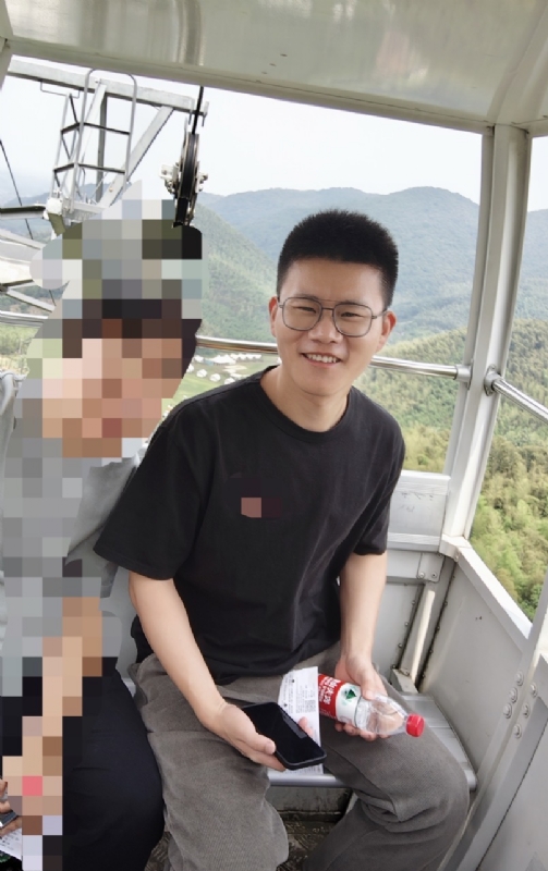 奔奔笨笨的第一张照片--浙江中老年相亲网