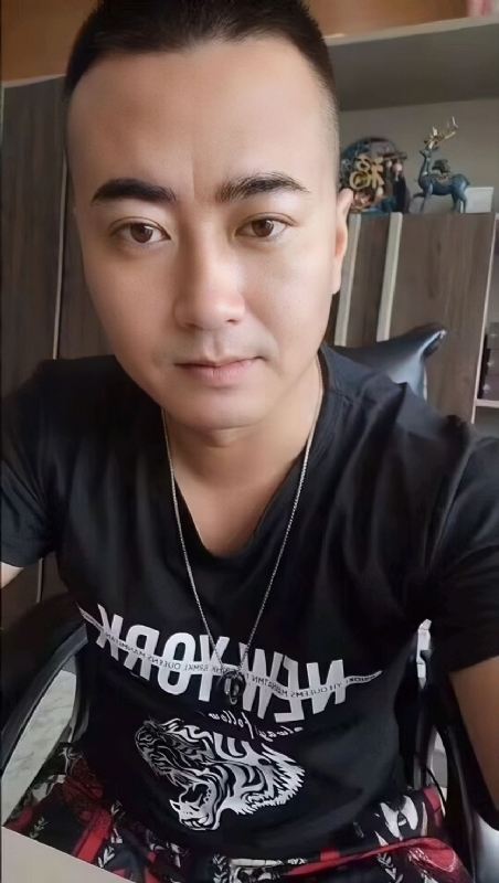 Luck耀的第一张照片--浙江中老年相亲网